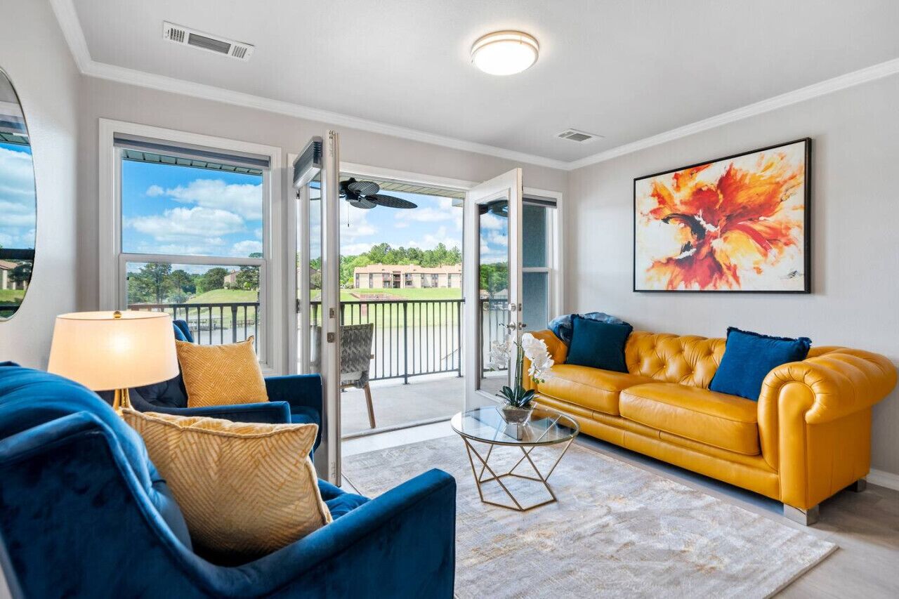 电视、壁炉、桌上足球