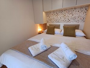 1 bedroom, internet, bed sheets - Mobile Home with Nature view&terrace in Lužarji (Nova Vas)