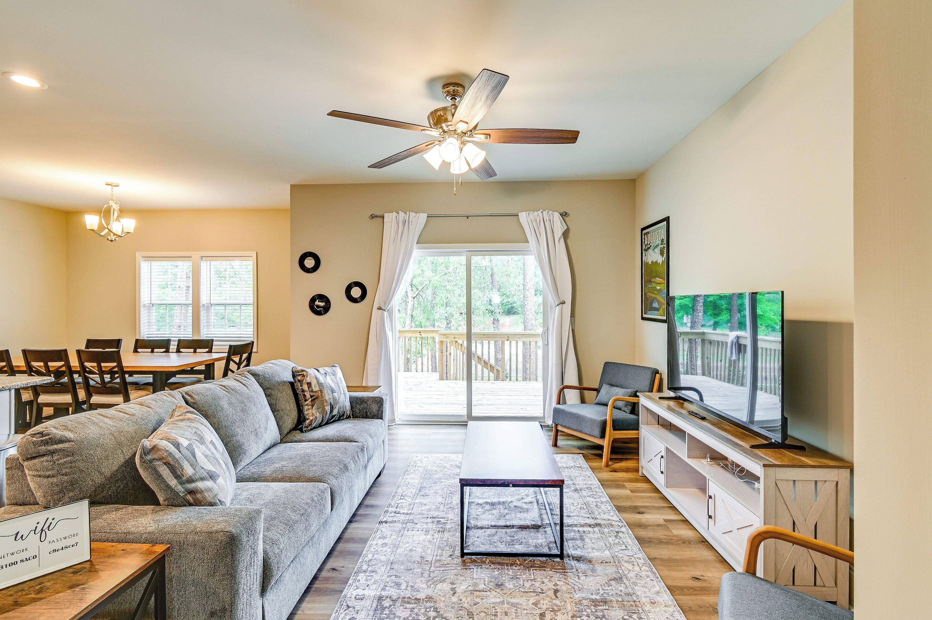 Aberdeen Townhome Near Downtown Southern Pines!
