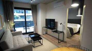 Suite, terrasse | Literie de qualité supérieure, couette en duvet d'oie, surmatelas