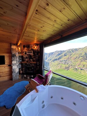 Bungalow de lujo | 1 habitación, sábanas de algodón egipcio y ropa de cama de alta calidad