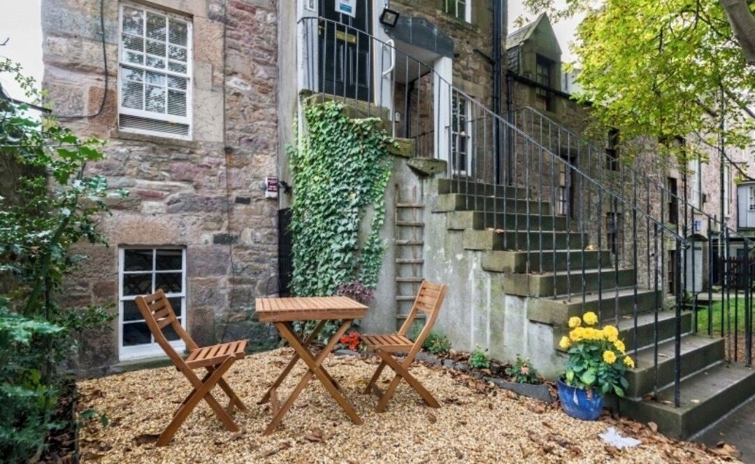 Apartment | Property grounds