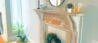 Cute and Close to Downtown! Off street parking w/ short walk to Academy/Stadium