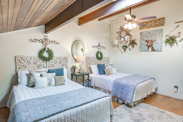 3 habitaciones, tabla de planchar con plancha, wifi y ropa de cama 