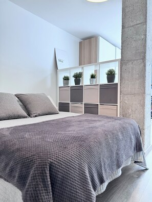 1 室のベッドルーム、アイロン / アイロン台、WiFi、ベッドシーツ