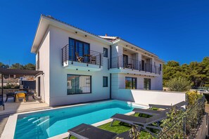 Pool - Holiday house FRA&LA with private pool (Krk)