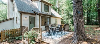 Charming 4BR ★ Family-Friendly ★ w/Backyard ★