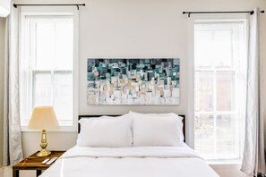 2 bedrooms, WiFi, bed sheets - In the heart of Adams Morgan | Vintage Charm (Washington)