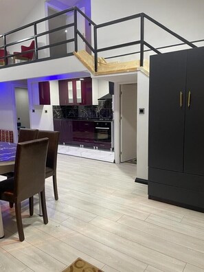 Televisión LED 43 pulgadas con canales de televisión vía satélite