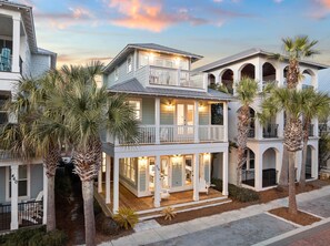 Exterior - NEW! Walk to pool beach Rosemary and Alys! Bach parties-girls trip-family vaca  (Rosemary Beach)