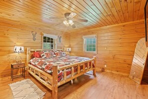 3 camere, una scrivania, ferro/asse da stiro, culla da viaggio