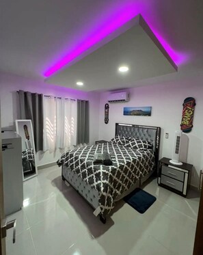 3 Schlafzimmer, Bügeleisen/Bügelbrett, WLAN, Bettwäsche