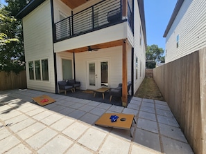Terrace/patio - Dallas Captivates and Inspires  (Dallas)