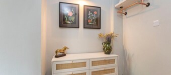 Beautiful Two Bedroom Regency Apartment