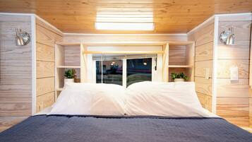 1 chambre, fer et planche Ă repasser, Wi-Fi gratuit, draps fournis