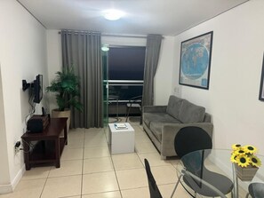 Télévision à écran plat