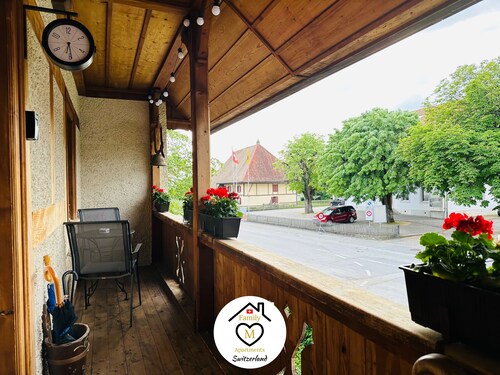 Family M Apartments 15 - Center of Switzerland - Retro - Fire place