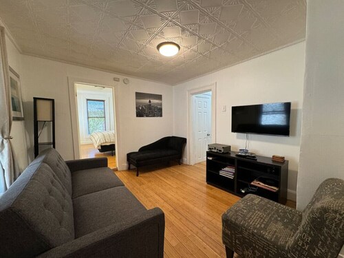 Private Apartment with NYC VIEWS right outside NYC