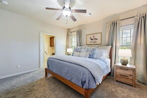 4 bedrooms, desk, iron/ironing board, travel cot