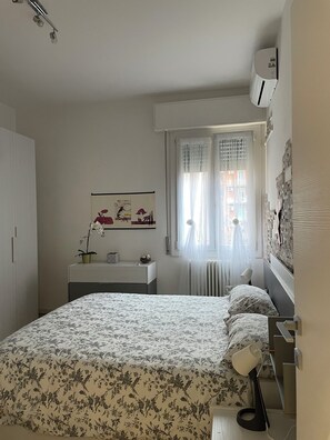 2 sovrum, strykjärn/strykbräda, wi-fi och sängkläder