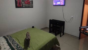 1 chambre, Wi-Fi gratuit, draps fournis