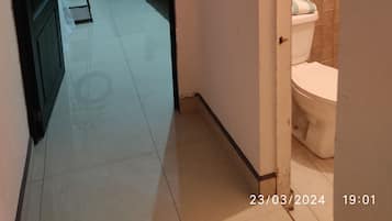 Towels, soap, shampoo, toilet paper