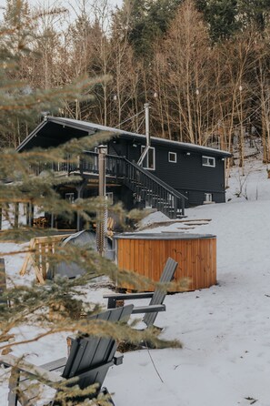 Exterior - Cozy & Modern Catskills Cabin on 4 Acres with Wood Fired Hot Tub and Firepit (Arkville)