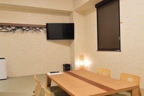 Room - Queens Hotel Chitose (Chitose)