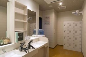 Bathroom - Queens Hotel Chitose (Chitose)