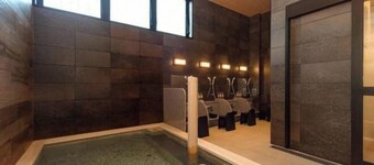 Queens Hotel Chitose