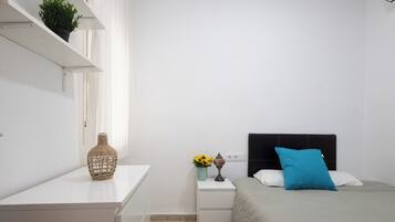 4 chambres, fer et planche Ă  repasser, Wi-Fi, draps fournis