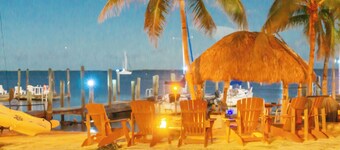 Bayside view Cottage , Free kayaks and sailboat