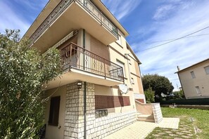 Exterior - M382 - Marcelli, huge three-room apartment 50m from the sea (Marcelli)