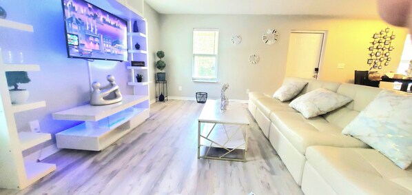 TV connectée, écrans d'ordinateur