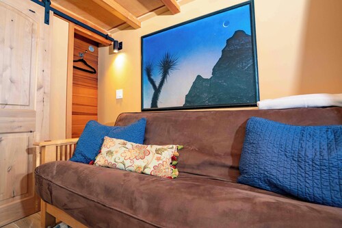 American Aspen – Experience Tiny Living at Its Coziest Near Estes Park & Boulder