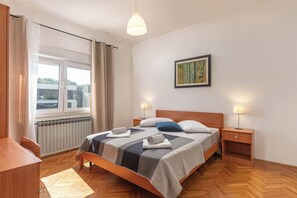Family Apartment, 2 Bedrooms (Apartment Salvia 1) | 2 bedrooms, laptop workspace, free WiFi, bed sheets