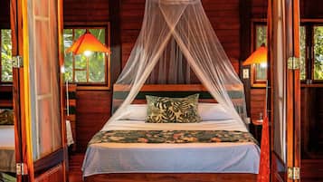 2 bedrooms, bed sheets