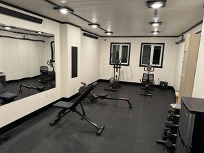 Gym - Waterfront on Glacier (Juneau)