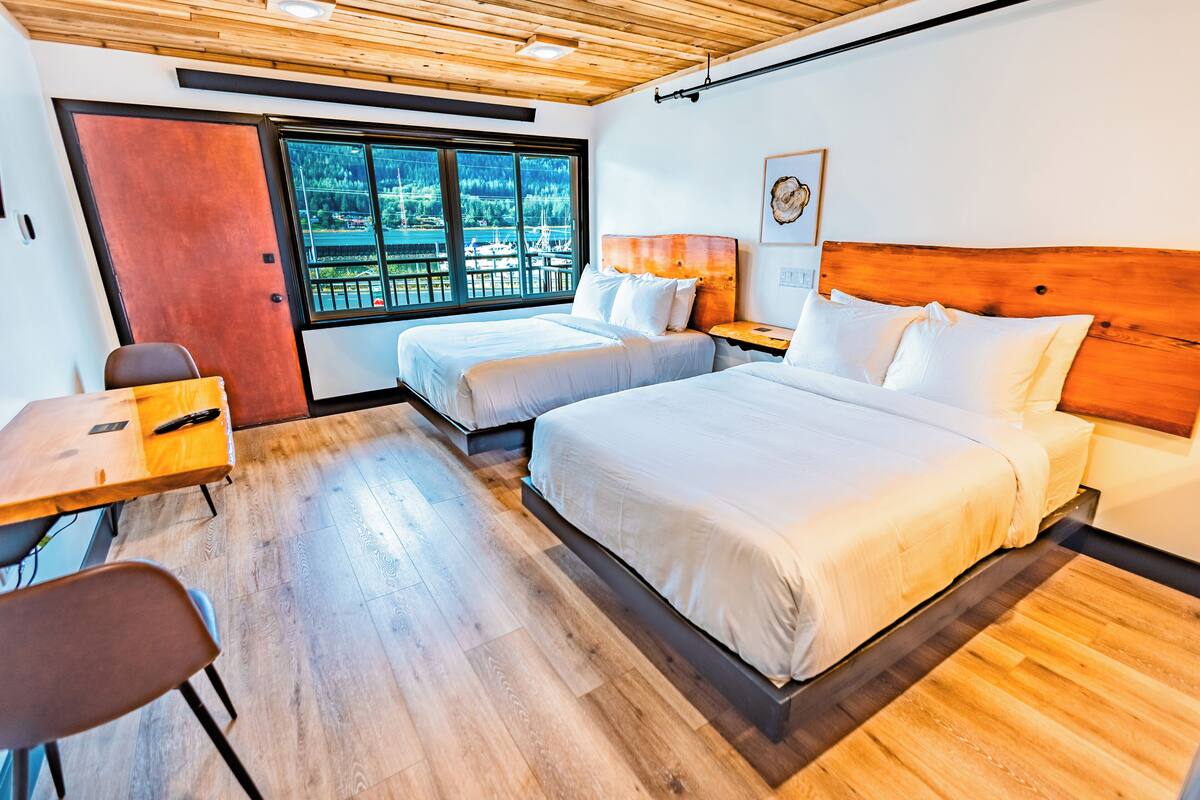 Premium bedding, memory foam beds, in-room safe, desk