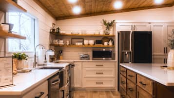 Geladeira, micro-ondas, fogão, cooktop