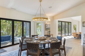 Villa (6 Bedrooms) | Interior - Rancho Robles by Avantstay Vineyard Villa w/ Views, Pool & Privacy (Paso Robles)