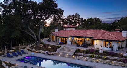 Rancho Robles by Avantstay Vineyard Villa w/ Views, Pool & Privacy