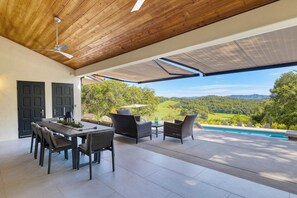Villa (6 Bedrooms) | Interior - Rancho Robles by Avantstay Vineyard Villa w/ Views, Pool & Privacy (Paso Robles)