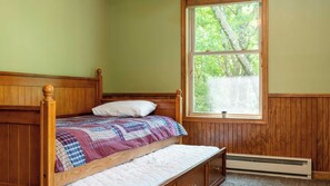 House (6 Bedrooms) | Interior - Coyote Cabin by Avantstay Hot Tub + Walk to Lake (Lake Harmony)