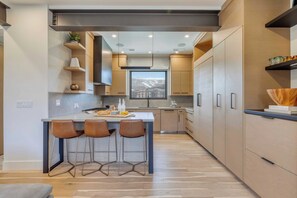 Apartment (5 Bedrooms) | Interior