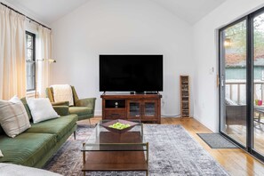 Talo (4 Bedrooms) | Sisätilat