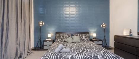 1 室のベッドルーム、WiFi、ベッドシーツ