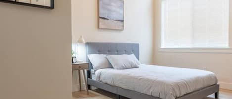 2 chambres, bureau, fer et planche à repasser, Wi-Fi gratuit