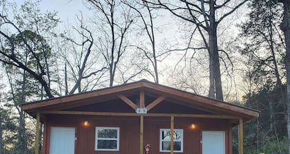 Hogan's Hideout Cottage #8