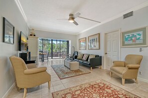 TV - Harbor Towers Yacht & Racquet Club- Ground Floor 2 Bedroom/2 Bath private hot tub condo! (Sarasota)
